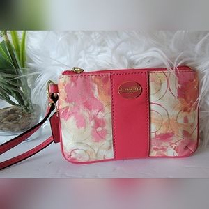 COACH Abstract Floral OP Art Signature Wristlet